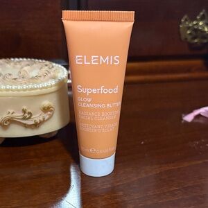 ELEMIS Superfood Glow Cleansing Butter in Orange